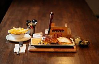 Türkiye’de bir ilk: “Tereyağında Burger”