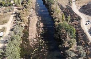 Türkiye’nin en uzun nehri Kızılırmak’ta kuraklık...