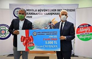 Uluslararası Karikatür yarışmasında ödüller...