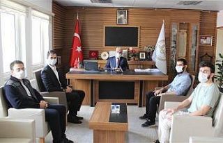 Üniversite öğrencilerden Müftü Erhun’a ziyaret