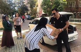 Ünlü golfçüden 3 bin aileye yardım kolisi