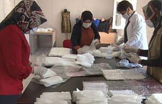 Üreten Kadıneli Derneğinden ücretsiz maske dağıtımı