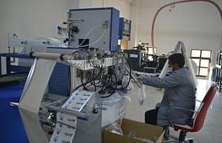 Üretim yaparak engelleri aşıyorlar