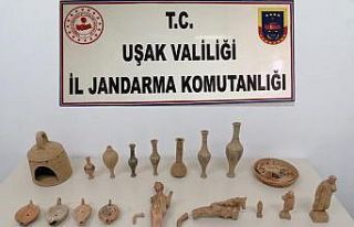 Uşak’ta 18 parça tarihi eser ele geçirildi