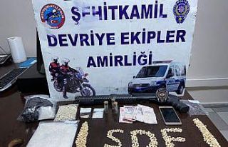 Uyuşturucu satıcılarına suçüstü