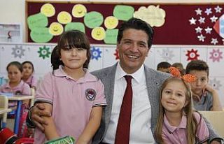 Uzaktan eğitime tablet desteği