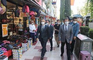 Vali Aksoy başkanlığında Efeler’de korona denetimleri...