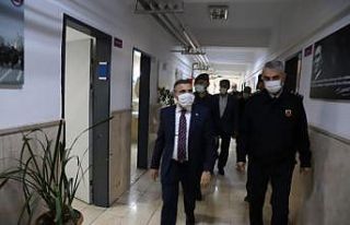 Vali Atay’dan jandarma karakoluna ziyaret