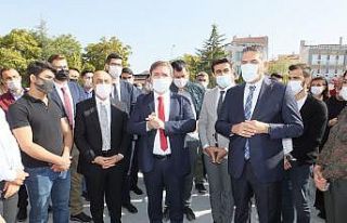 Vali Aydoğdu: “Bir insan dünyayı değiştirir”