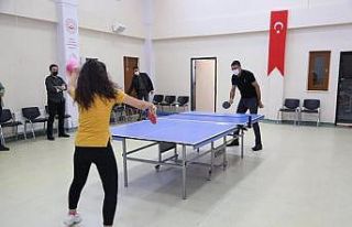 Vali Çelik’ten Sevgi Evleri’ndeki çocuklara...