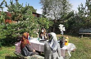 Vali Hüseyin Öner’in eşi Zehra Mine Öner, Göle...