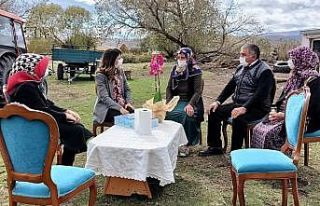 Vali Öner’in eşinden Şehit Ailelerine ziyaret