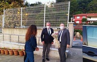 Vali Tutulmaz ve eşi çocuk evlerini ziyaret etti