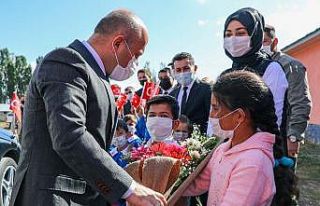 Vali Varol, Eleşkirt Sadaklı İlk ve ortaokulu’nu...