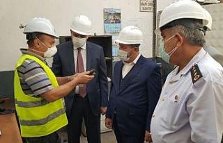 Vali ve milletvekilinden göçük meydana gelen maden...