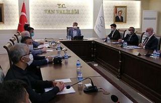 Van İl Umumi Hıfzıssıhha Kurulu toplantısında...