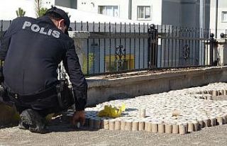 Vatandaşlar dinamite benzetti, polis alarma geçti,...
