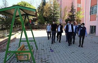 Yahşihan’da her binaya bir salıncak