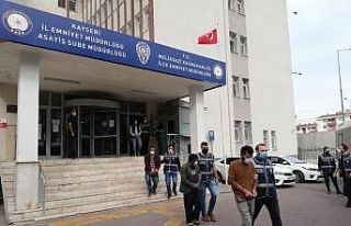 Yakın akrabasını öldüren şahıs şafak operasyonunda...