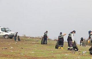 Yamaç paraşütü ve piknikçilerin alanı her hafta...