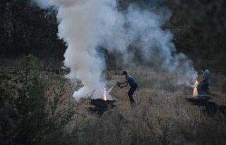 Yangına polis müdahalesi