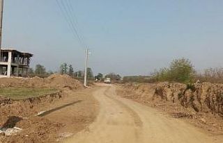 Yerleşim yerleri genişledi, belediye yol açmayı...