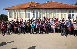 YTB Başkanı Eren, Kuzey Makedonya’da Yörük köylerini...