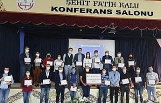 Yunusemre’de ZEKA destekli projelerde eğitime devam