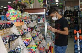 Yüz yüze eğitim başladı, kırtasiyecilerin yüzü...