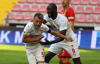 Ziya, Yatabare ve Fajr ligdeki ilk golünü attı