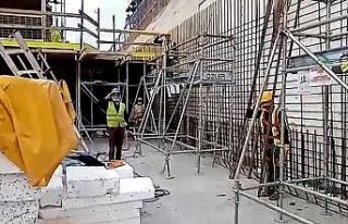 10 Kasım’da inşaat işçilerinden saygı duruşu