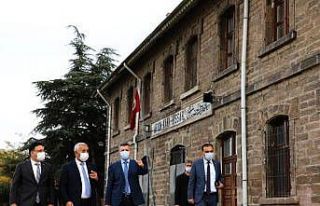130 yıllık tarihi istasyon ‘Gastronomi Merkezi’...