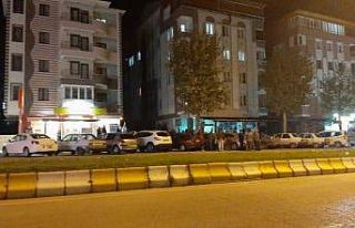 14 yaşındaki çocuk, silahla oynarken kendini vurdu