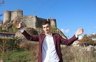 17 yaşında hayallerini gerçekleştiriyor