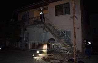 3 metre yükseklikten düşen alkollü şahıs yaralandı