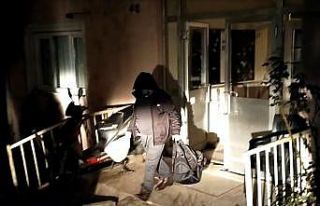 60 yaşındaki korona hastası yurttan kaçtı, polis...