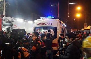 70 yaşındaki adam, depremden 33 saat sonra enkazdan...