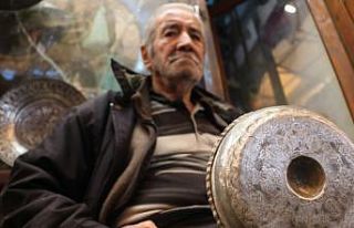 73 yıldır ekmeğini bakırdan çıkarıyor