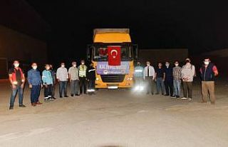 Adana Büyükşehir’in yardım tırı İzmir’de