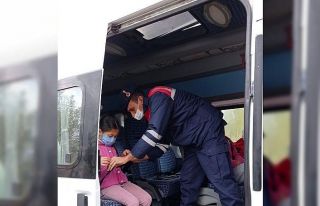 Adana’da 6 servis aracı trafikten men edildi