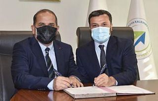 Adana’da binlerce gence robotik kodlama eğitimi...