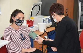 Adana’da ilk korona virüs aşısı yapıldı