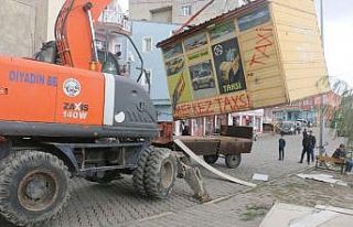 Ağrı Diyadin’deki merkez taksi durakları yenileniyor