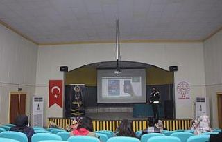 Ağrı’da annelere “En İyi Narkotik Polisi; Anne”...