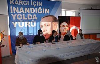 AK Parti"de Esra Peker güven tazeledi