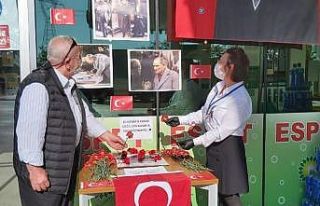 Akaryakıt istasyonunda Ata’yı andılar