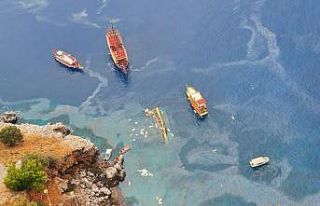 Alanya’da tur teknesi alabora oldu