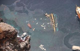 Alanya’da tur teknesi alabora oldu, 1 turist öldü