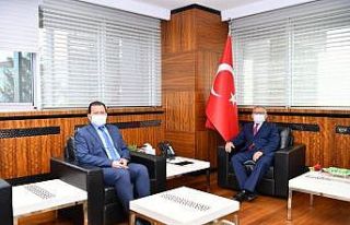 Ali İhsan Kabakcı, Büyükkılıç’u ziyaret etti