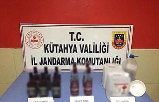 Altıntaş’ta sahte içki operasyonu: 2 gözaltı